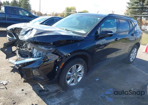 2022 Chevrolet Blazer Fwd 2Lt from USA, damaged, VIN 3GNKBCR42NS215820